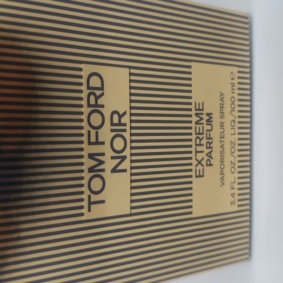 1634- Tom Ford Women's Made In Switzerland NWT - Picture 3 of 6